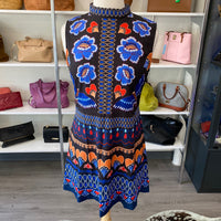 Load image into Gallery viewer, VESTIQUE Size LARGE DRESS
