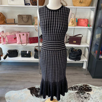 Load image into Gallery viewer, TAHARI Size LARGE DRESS
