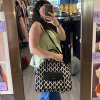 Load image into Gallery viewer, Vera Bradley HANDBAGS
