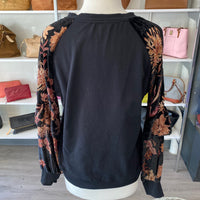 Load image into Gallery viewer, MISS ME Size MED TOPS
