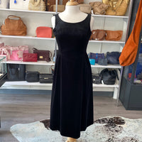 Load image into Gallery viewer, Tyler Boe Size SMALL BOUTIQUE
