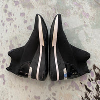 Load image into Gallery viewer, Michael Size 8 BOUTIQUE

