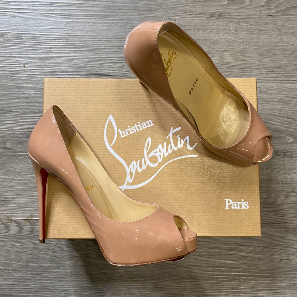 Christian Louboutin Size 8 DESIGNER