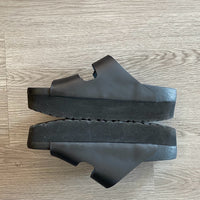Load image into Gallery viewer, PAPILLIO Size 8 SHOE
