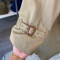 Load image into Gallery viewer, BURBERRY Size 10L DESIGNER
