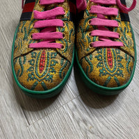 Load image into Gallery viewer, GUCCI Size 7 1/2 BOUTIQUE
