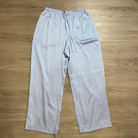 Load image into Gallery viewer, Abercrombie &amp; Fitch Size MED LONG PANTS
