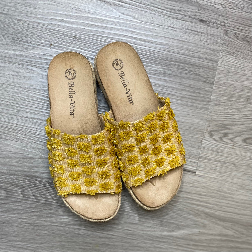 Bella Vita Size 5 SHOE