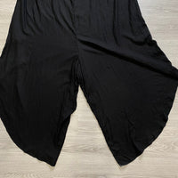 Load image into Gallery viewer, VINCE CAMUTO Size 3 X PLUS
