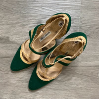 Load image into Gallery viewer, Manolo Blahnik Size 9 DESIGNER
