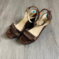 Load image into Gallery viewer, PRADA Size 7 1/2 DESIGNER
