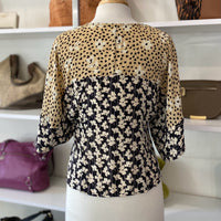 Load image into Gallery viewer, CABI Size MED TOPS
