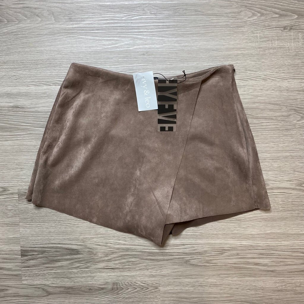 HYFVE Size MED SKIRT