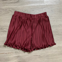Load image into Gallery viewer, Dress Forum Size SMALL SHORTS

