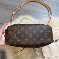 Load image into Gallery viewer, Louis Vuitton DESIGNER
