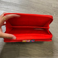 Load image into Gallery viewer, Vera Bradley HANDBAGS
