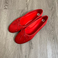 Load image into Gallery viewer, H &amp; M Size 7 SHOE
