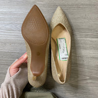 Load image into Gallery viewer, Dunion Size 6 1/2 SHOE
