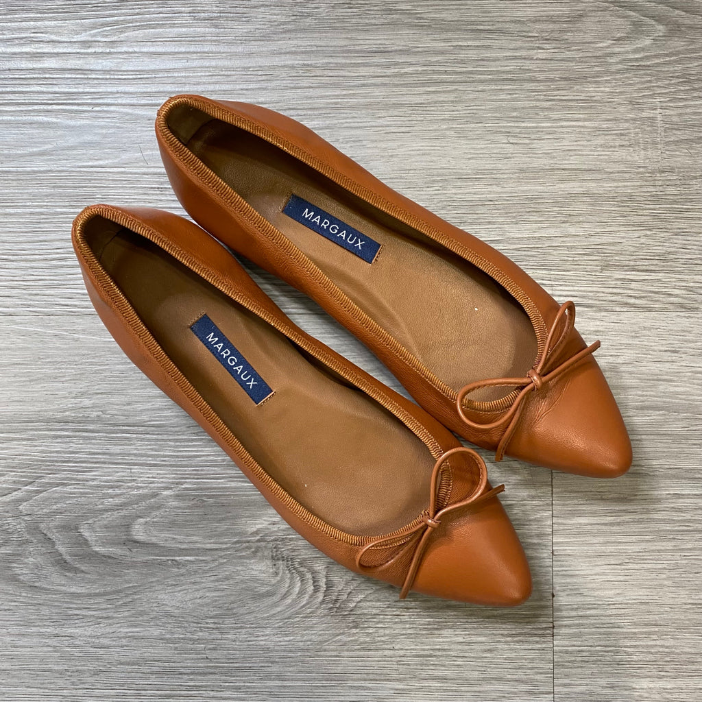 MARGUAX Size 7 1/2 BOUTIQUE