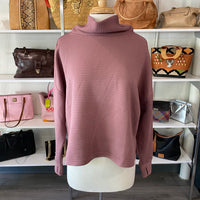 Load image into Gallery viewer, DANSKIN Size MED ATHLETIC WEAR
