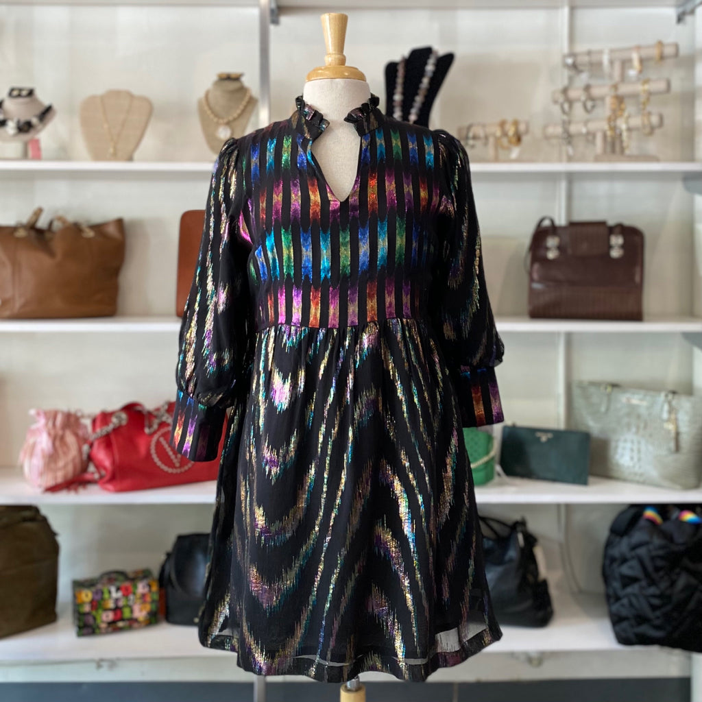 Emily Lovelock Size MED BOUTIQUE