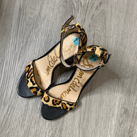 Load image into Gallery viewer, Sam Edelman Size 7 1/2 SHOE
