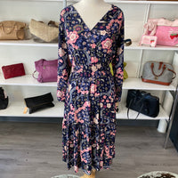 Load image into Gallery viewer, LOFT Size LARGE DRESS
