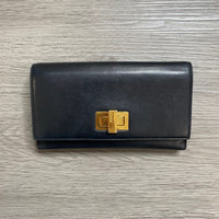 Load image into Gallery viewer, FENDI Size DESIGNER
