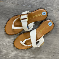 Load image into Gallery viewer, TOSCANELLA Size 6 SHOE
