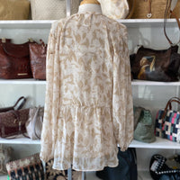 Load image into Gallery viewer, CABI Size XL TOPS
