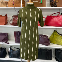 Load image into Gallery viewer, Saunders Size LARGE BOUTIQUE
