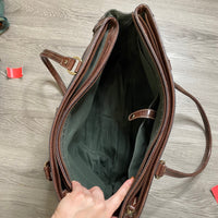Load image into Gallery viewer, Liz Claiborne HANDBAGS
