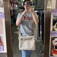 Load image into Gallery viewer, Louis Vuitton DESIGNER
