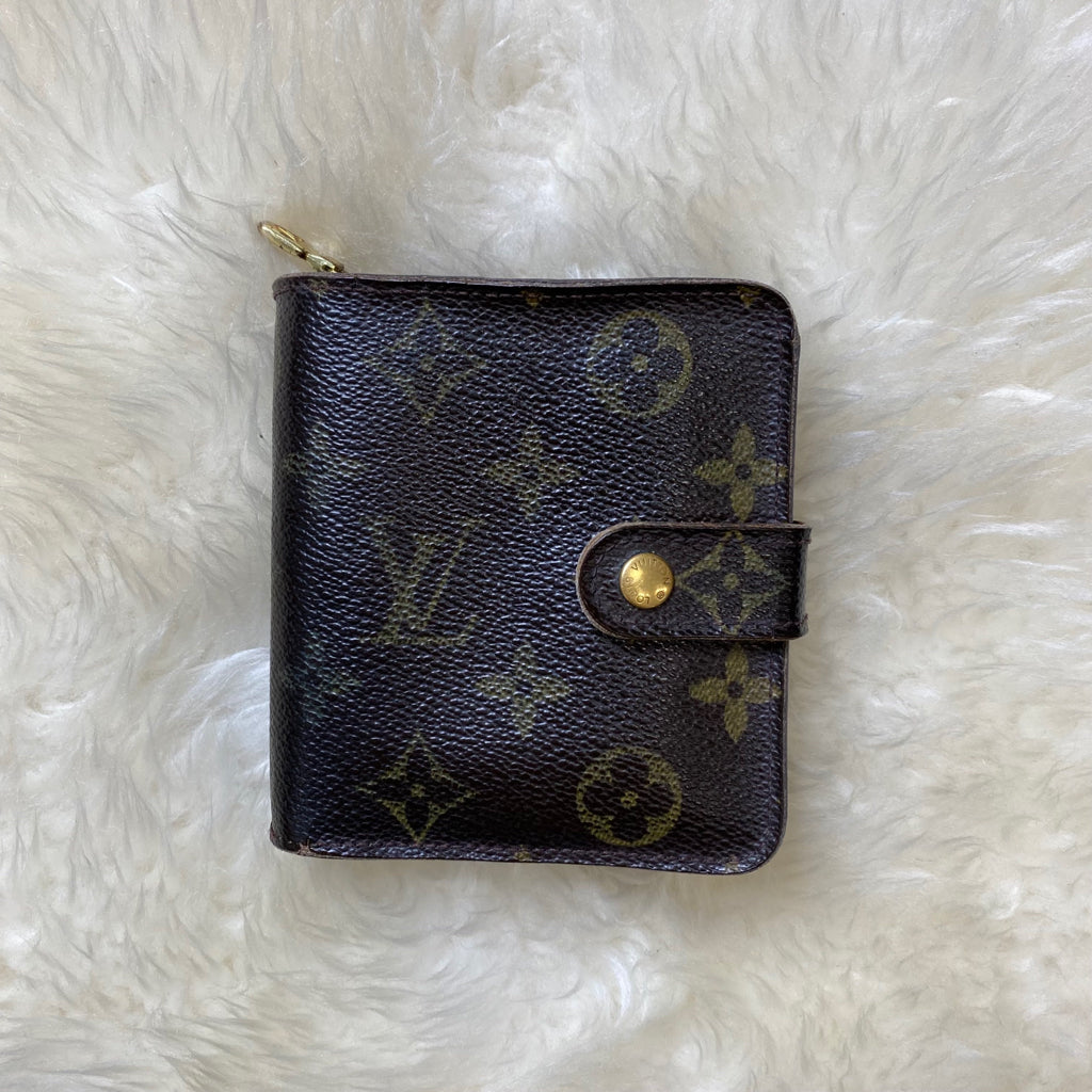 Louis Vuitton DESIGNER