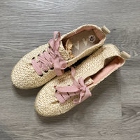 Load image into Gallery viewer, MANEBI Size 10 SHOE
