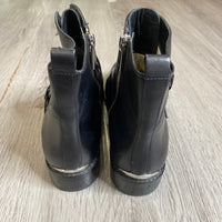 Load image into Gallery viewer, Michael Size 8 BOUTIQUE
