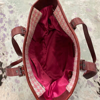 Load image into Gallery viewer, COACH Size BOUTIQUE
