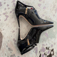 Load image into Gallery viewer, Tamara Mellon Size 8 1/2 DESIGNER
