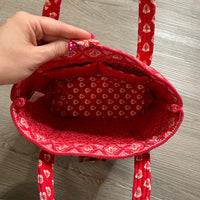 Load image into Gallery viewer, Vera Bradley HANDBAGS
