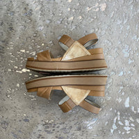 Load image into Gallery viewer, Naked Feet Size 7 1/2 SHOE
