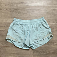 Load image into Gallery viewer, Lululemon Size 10 ATHLETIC WEAR
