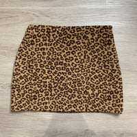 Load image into Gallery viewer, LOFT Size 8 SKIRT
