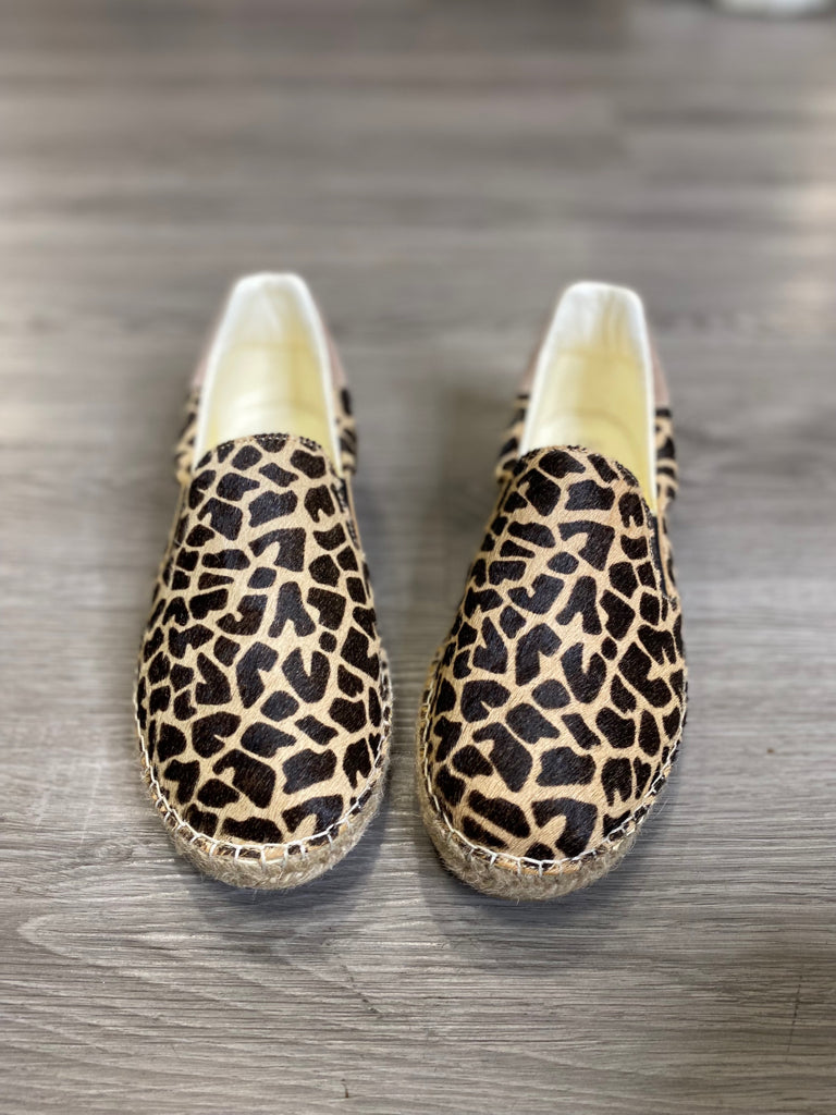 Macarena Size 8 1/2 BOUTIQUE