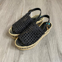 Load image into Gallery viewer, Tory Burch Size 7 1/2 BOUTIQUE
