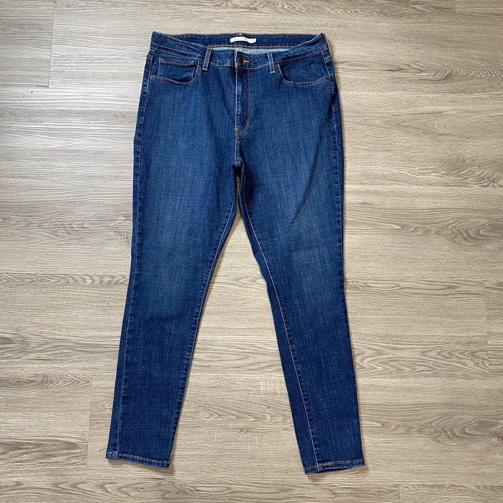 LEVIS Size 34/18 PLUS