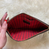 Load image into Gallery viewer, Louis Vuitton DESIGNER
