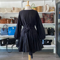 Load image into Gallery viewer, RHODE Size SMALL BOUTIQUE
