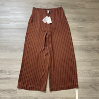 Load image into Gallery viewer, REFORMATION Size 12/XL BOUTIQUE
