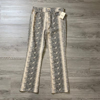 Load image into Gallery viewer, MOTHER Size 31/12 BOUTIQUE
