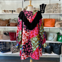 Load image into Gallery viewer, CROSBY Size MED BOUTIQUE
